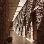 D3 Milos Hotel *