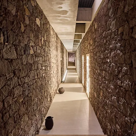 D3 Milos Hotel