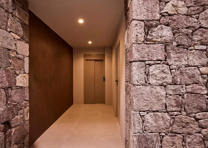 D3 Milos Plaka (Milos)